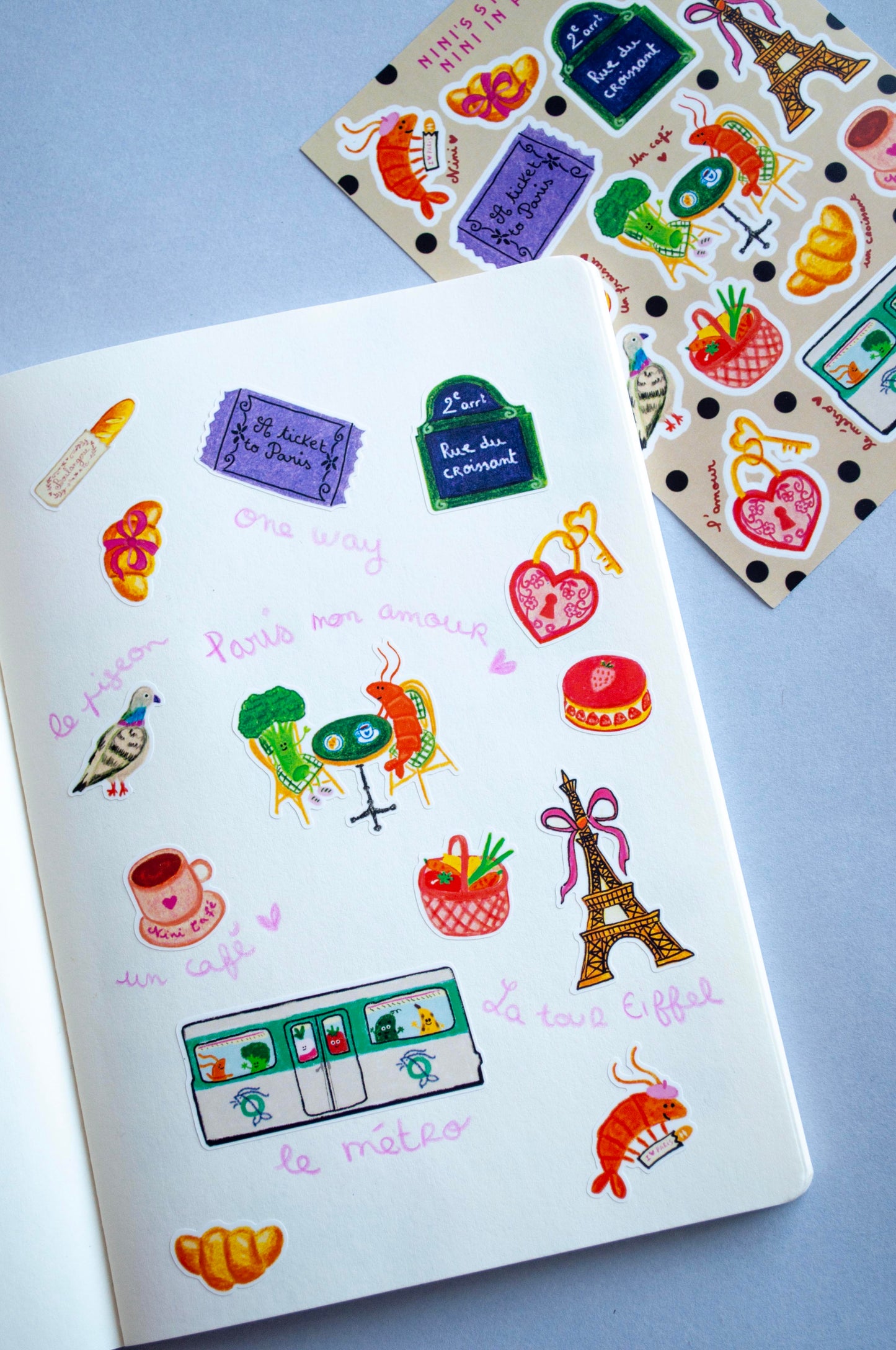 Nini in Paris - Planche de stickers A6