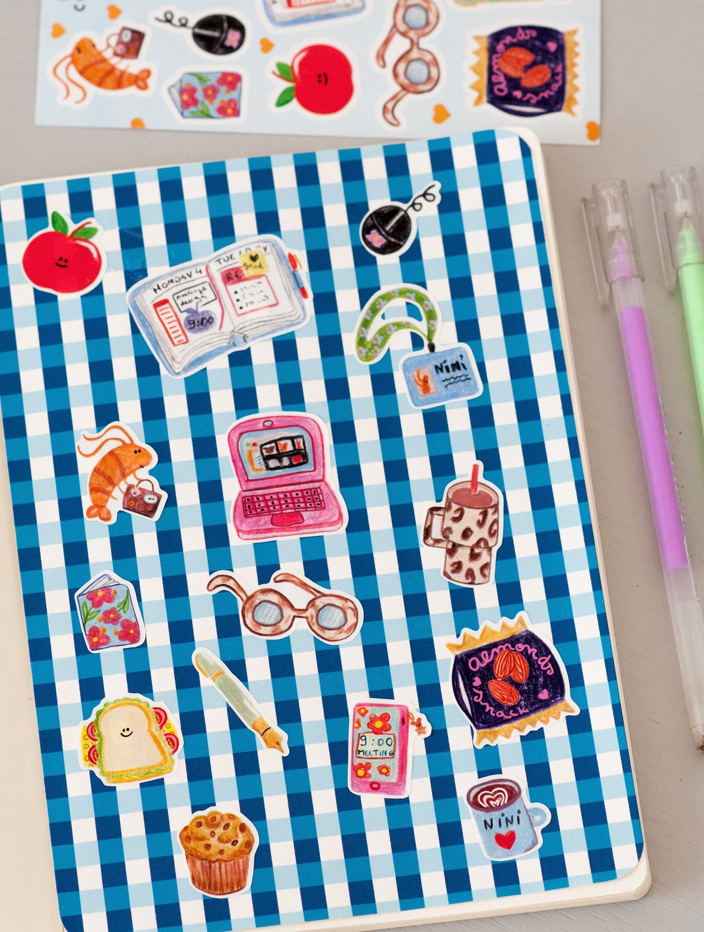 Corporate Cutie! – Planche de stickers A6.